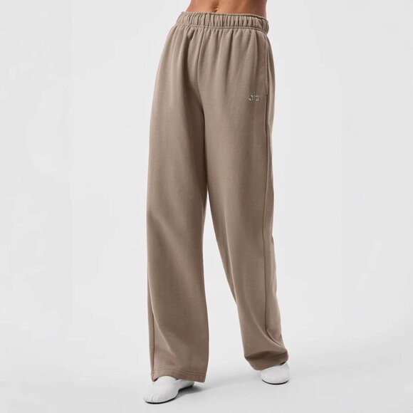 ALO Yoga Pants - Alo Yoga Gravel Accolade Straight Leg Sweatpants